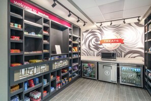 Snack bar - Hampton Inn Weston (Weston)