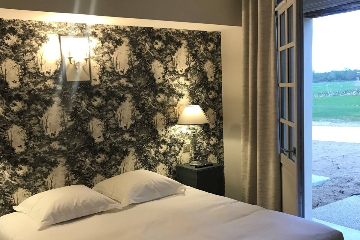 duplex | premium bedding, individually decorated, individually furnished, desk