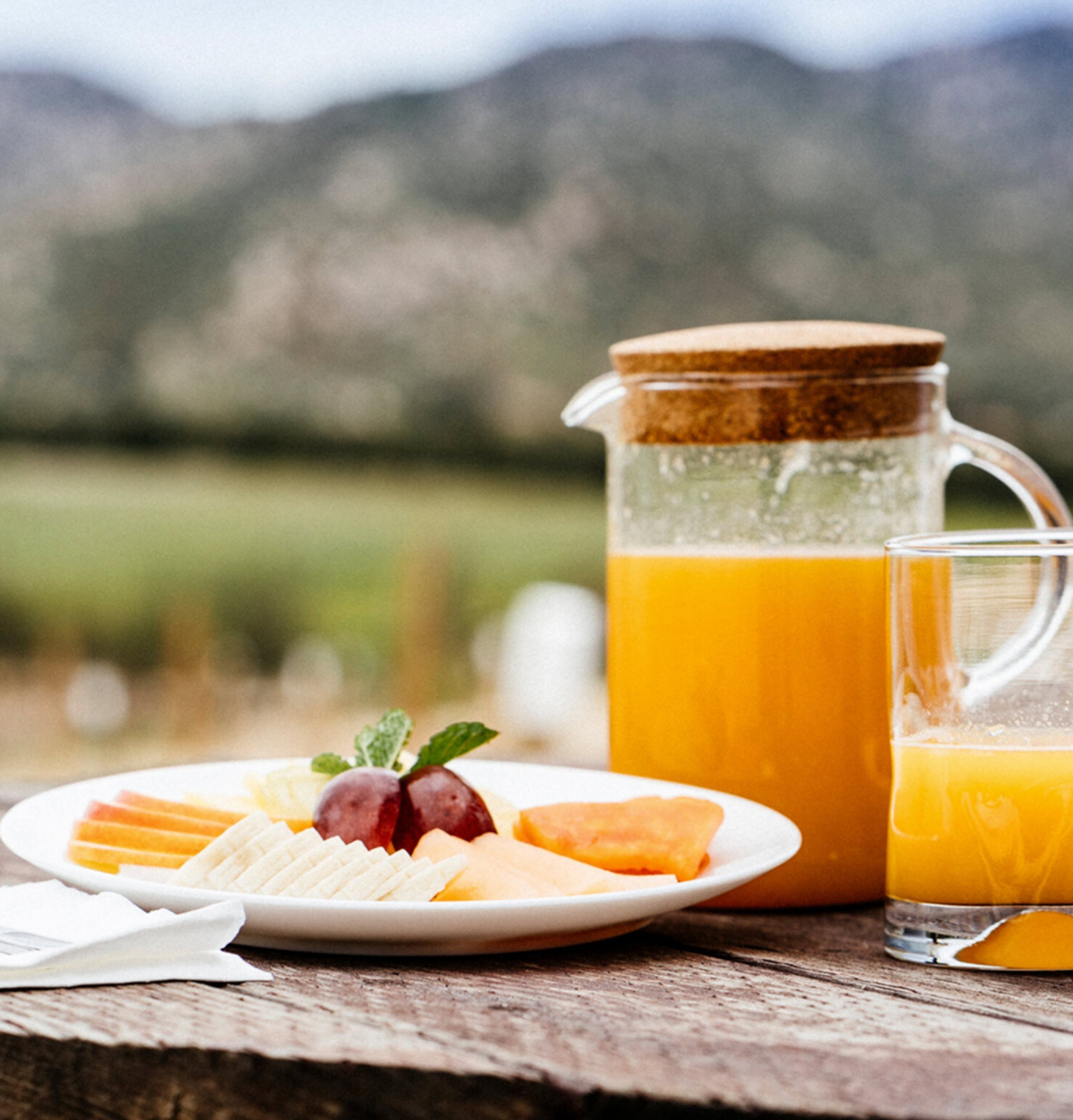 free daily full breakfast