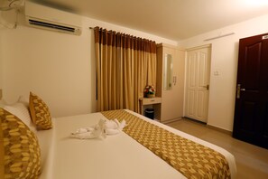 Lobby - Swarna Residency (Kanayannur)
