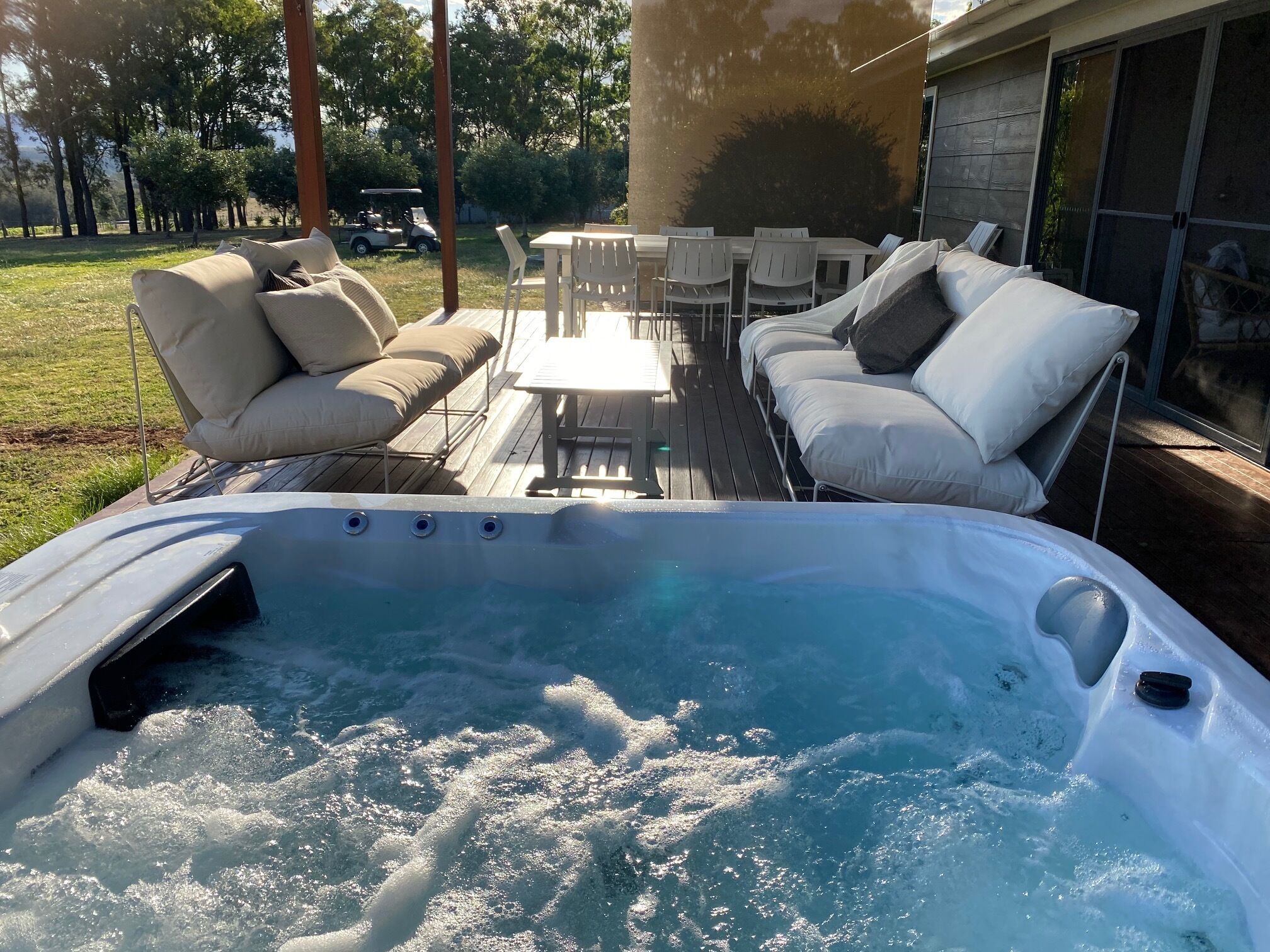 مغطس سبا خارجي