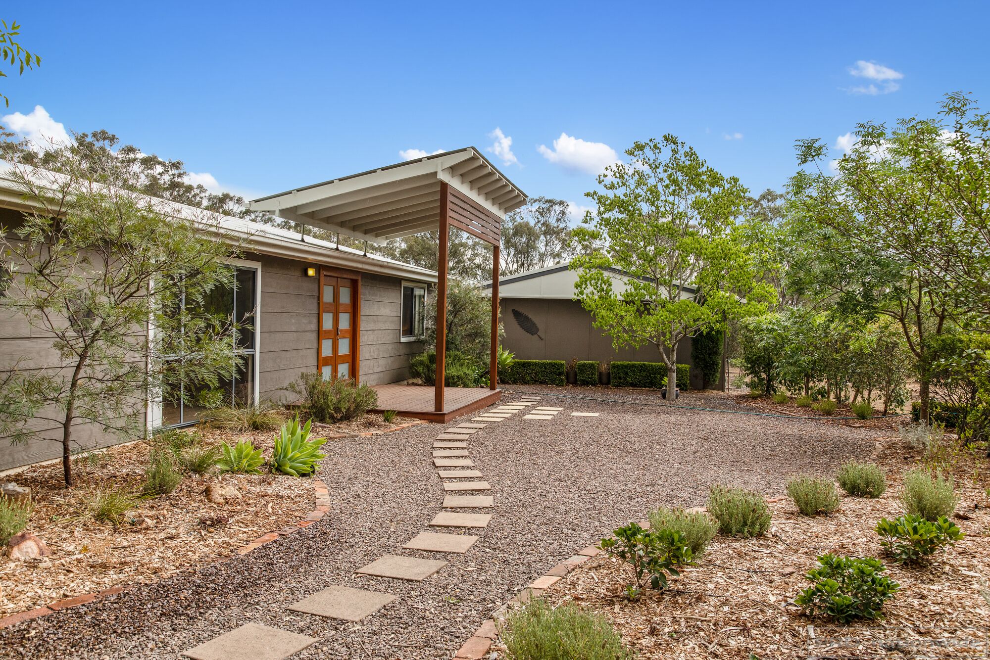 واجهة المنشأة