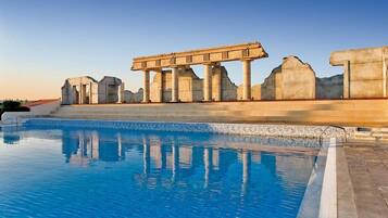 Indoor pool, outdoor pool