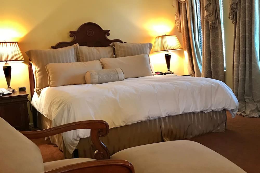 Ophelias Restaurant & Inn