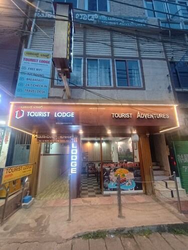 Tourist Lodge