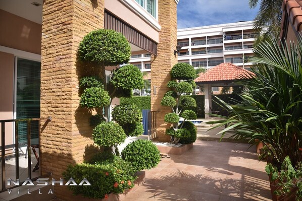 Property grounds - Nashaa Villa (Pattaya)