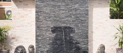 4-Bedroom Villa with Private Pool | Alberca privada