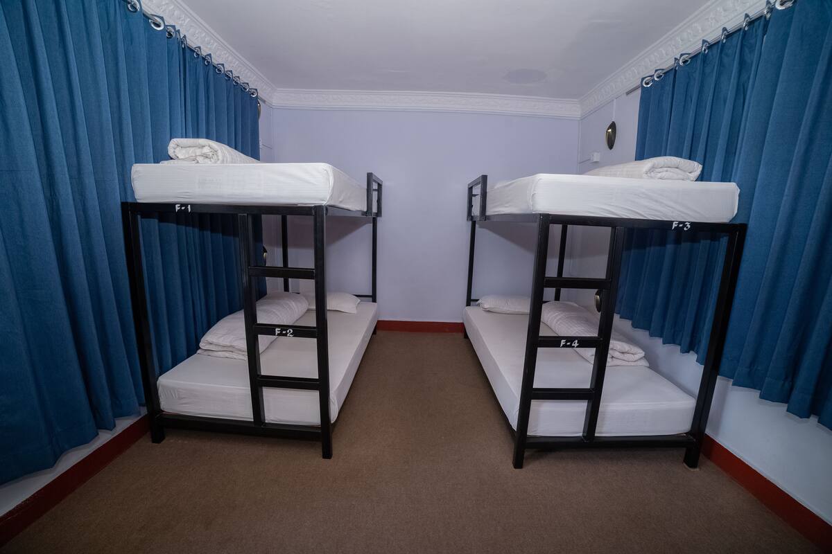 1 habitación, ropa de cama de alta calidad y colchones con pillow-top
