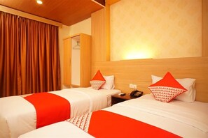 Room - OYO 147 Hotel Winer (Palembang)