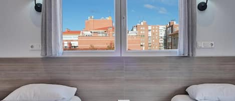 Rollaway beds, free WiFi, bed sheets