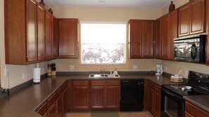 Shared kitchen facilities - Ov3688 - Compass Bay - 4 Bed 2.5 Baths Townhome (Kissimmee)