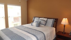 4 bedrooms, iron/ironing board, WiFi, bed sheets - Ov3688 - Compass Bay - 4 Bed 2.5 Baths Townhome (Kissimmee)