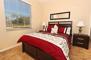 5 bedrooms, laptop workspace, iron/ironing board, WiFi - Ov3636 - Highlands Reserve - 5 Bed 3 Baths Villa (Davenport)