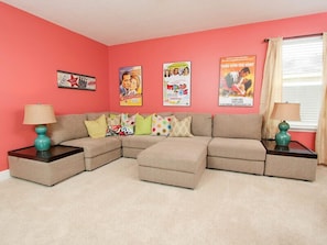 Family Villa, Hot Tub, Garden Area | Living room