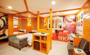 Deluxe Double Room | Desk, free WiFi - Show Hotel (Cheonan)