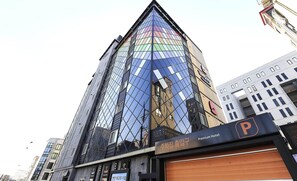 숙박 시설 정면