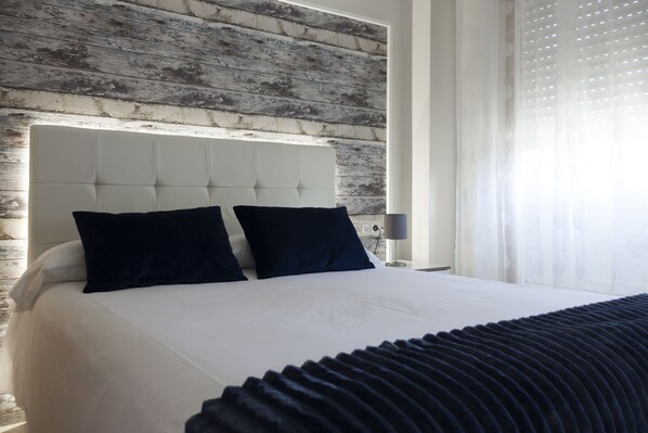 Double or Twin Room | Free WiFi, bed sheets, wheelchair access