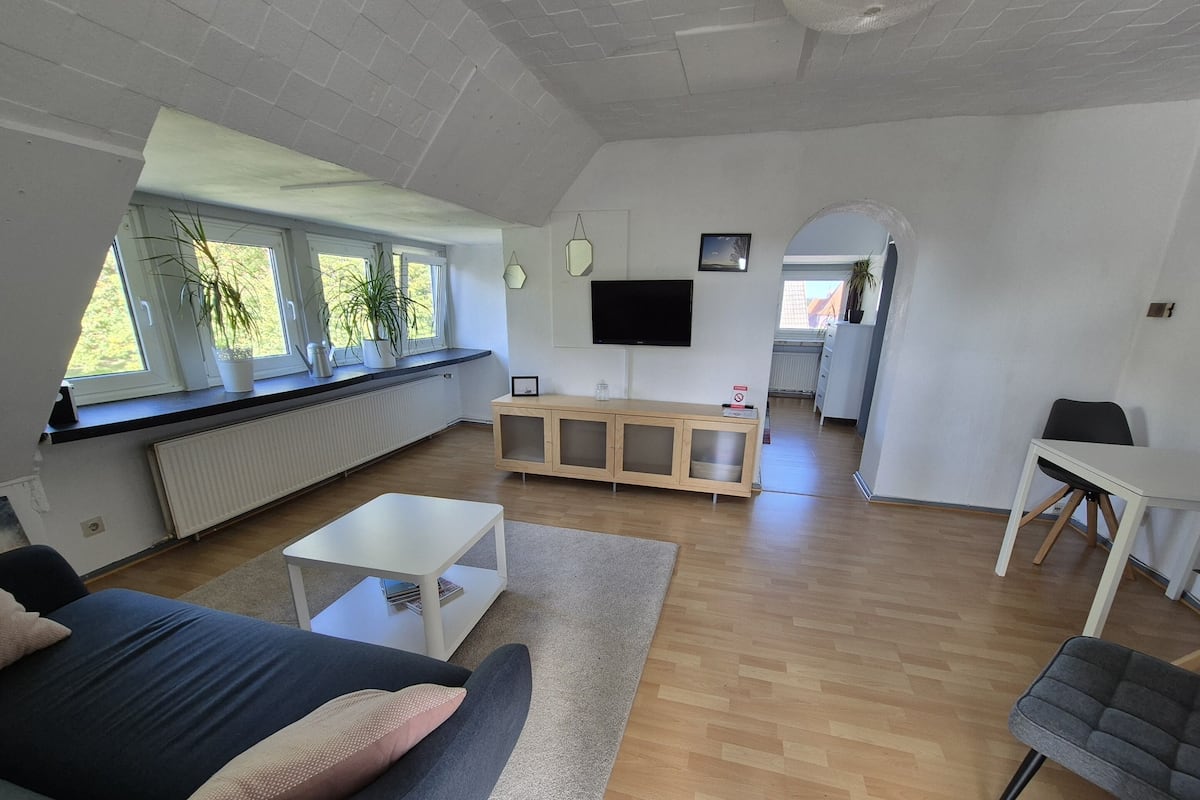 Eenvoudige studio, privébadkamer, uitzicht op stad (Studio) | Kamervoorziening