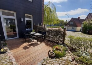 Exterior - bed & Kitchen (Schleswig)