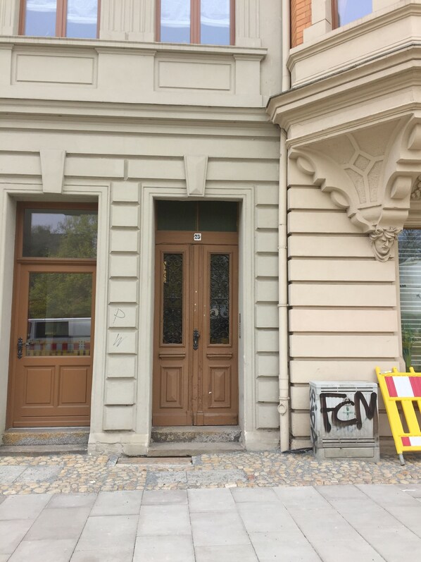 Property entrance - Ferienwohnung Wittenberg (Lutherstadt Wittenberg)