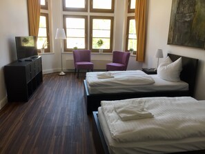 House, 2 Bedrooms | 2 bedrooms, soundproofing, cribs/infant beds, free WiFi - Ferienwohnung Wittenberg (Lutherstadt Wittenberg)