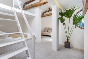 Bangalô com design assinado, várias camas, para não fumantes | Individualmente decorados, escrivaninha, cortinas blackout