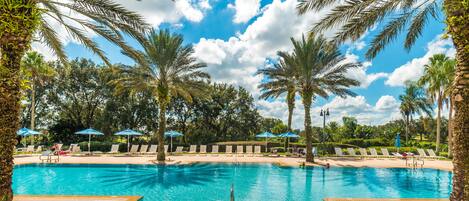 8 outdoor pools, pool umbrellas, pool loungers