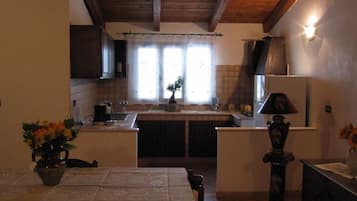 Appartement Classique, plusieurs lits, non-fumeurs | Coin cuisine privé | Grand réfrigérateur, plaque de cuisson