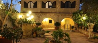 เลคิอังเค บีแอนด์บี