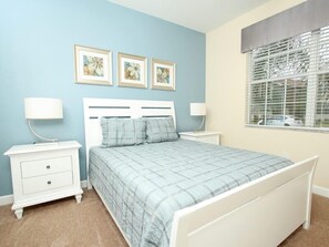 Biệt thự dành cho gia đình, ban công, khu vực vườn | 6 phòng ngủ, bàn ủi/dụng cụ ủi quần áo, bộ trải giường 