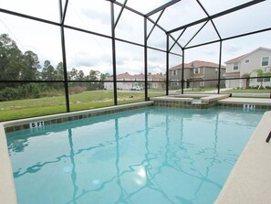 Biệt thự dành cho gia đình, ban công, khu vực vườn | Hồ bơi | Hồ bơi ngoài trời phục vụ theo mùa, dù/ô trên bãi biển/hồ bơi 