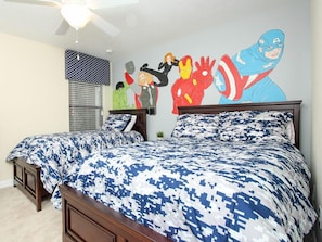 Villa familiale, plusieurs chambres, baignoire à remous, côté jardin | 9 chambres, espace de travail pour ordinateurs portables