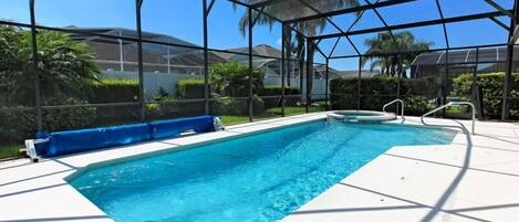 Seasonal outdoor pool, pool loungers