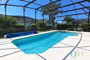 Seasonal outdoor pool, pool loungers - Ovm2696 - The Manor at West Haven - 5 Bed 4.5 Baths Villa (Davenport)