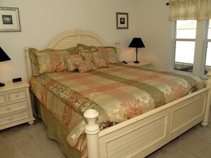 Family Villa, Balcony, Garden Area | 3 bedrooms, iron/ironing board, WiFi, bed sheets