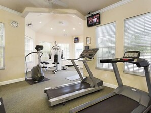 Family Townhome, Private Pool, Garden Area | Gym