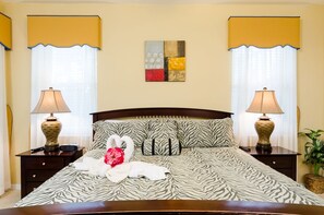 Family Villa, Hot Tub, Garden Area | 5 bedrooms, laptop workspace, iron/ironing board, WiFi - Ovm2407 - Watersong - 5 Bed 4 Baths Villa (Davenport)