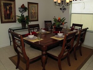 Family dining - Ov2605 - Windsor Hills Resort - 5 Bed 5 Baths Villa (Kissimmee)