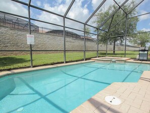 Seasonal outdoor pool, pool umbrellas, pool loungers - Ov2597 - Windsor Hills Resort - 6 Bed 3.5 Baths Villa (Kissimmee)