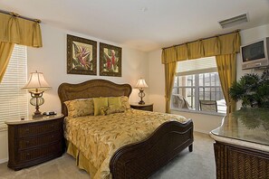 Family Villa, Balcony, Garden Area | 5 bedrooms, laptop workspace, iron/ironing board, WiFi