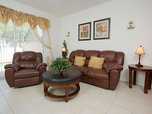 Lobby sitting area - Ov2138 - Windsor Hills Resort - 3 Bed 2.5 Baths Townhome (Kissimmee)