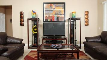 Vila família, sacada, no jardim | TV