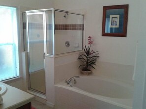 Family Villa, Private Pool, Garden Area | Jetted bathtub - Ov2238 - Vizcay - 5 Bed 3.5 Baths Villa (Davenport)