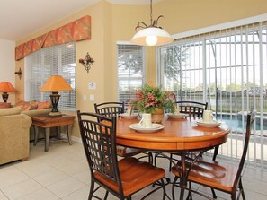 Breakfast area