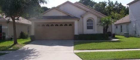 家庭別墅, 私人泳池, 花園 | 住宿正面