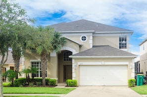 Family Villa, Multiple Bedrooms, Hot Tub, Garden Area | Front of property - Ovm654 - Emerald Island - 7 Bed 4 Baths Villa (Kissimmee)