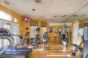 Family Villa, Multiple Bedrooms, Hot Tub, Garden Area | Gym