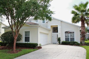 Family Townhome, Private Pool, Garden Area | Front of property