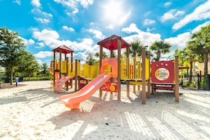 Área de juegos infantiles al aire libre