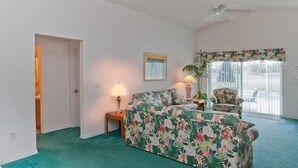 Unclassified image, 4 of 17, button - Ov1087 - Silver Creek - 3 Bed 2.5 Baths Townhome (Clermont)